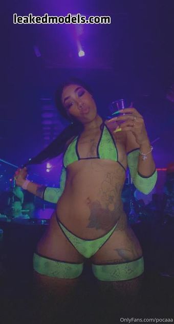 Omgpocaaa Nakenläckor OnlyFans Foto 11