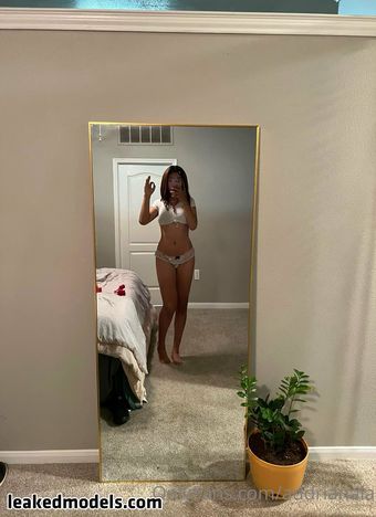Addrianala Nakenläckor OnlyFans Foto 8